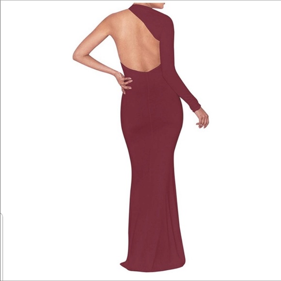 BURGUNDY  DARK RED ONE SHOULDER GOWN - Picture 4 of 4